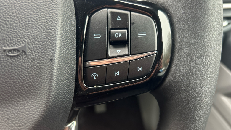 Ford Tourneo Custom 340 L2 Petrol Fwd 2.5 PHEV 232ps H1 Zetec 8 seater Auto